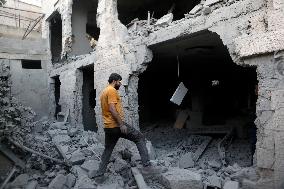 27 Killed in Israeli Attacks and 20 Others in A Food Truck Accident - Gaza