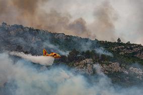 France Battles Largest Wildfire in Decades