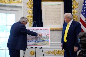 Donald Trump Delivers A Major Announcement On Economy - Washington