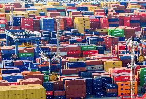 China Goods Trade Total Import And Export Value Increased