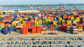 China Goods Trade Total Import And Export Value Increased