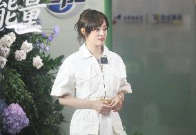 Actress Sun Li