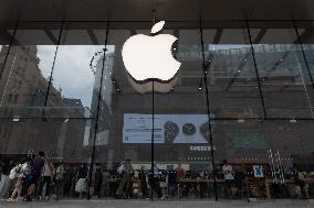 Apple Pay Crisis