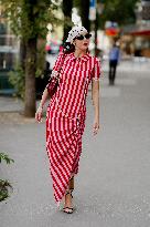 PFW - Viktor And Rolf Street Style