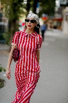 PFW - Viktor And Rolf Street Style