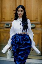 PFW - Viktor And Rolf Street Style