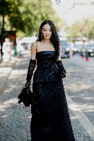 PFW - Viktor And Rolf Street Style