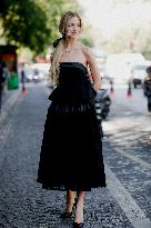 PFW - Viktor And Rolf Street Style