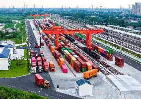 Yangzhou Railway Logistics Base