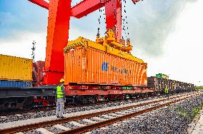 Yangzhou Railway Logistics Base