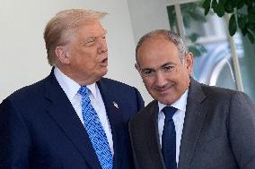 Donald Trump greets Armenian and Azerbaijan leaders - Washington