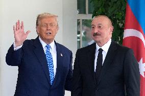 Donald Trump greets Armenian and Azerbaijan leaders - Washington