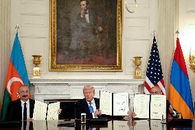 Donald Trump Meets Armenian And Azerbaijan Leaders - Washington