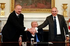 Donald Trump Meets Armenian And Azerbaijan Leaders - Washington