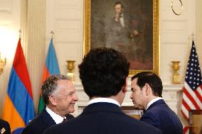 Donald Trump Meets Armenian And Azerbaijan Leaders - Washington