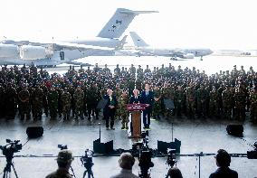 PM Mark Carney Visits Canadian Forces Base - Canada