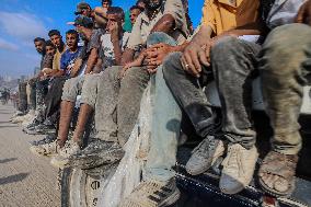 Palestinians Gather To Receive Limited Aid Amid Blockade - Palestine