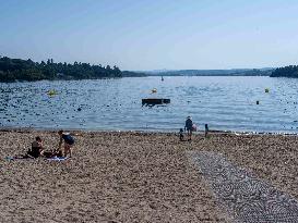Cyanobacteria Suspected At The Lac de Pareloup - Aveyron