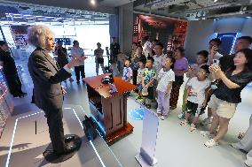 Robot Mall in Beijing