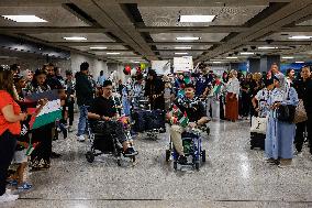 Wounded Gaza Teens Arrive in US for Treatment - DC