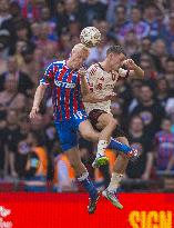 A Community Shield - Crystal Palace v Liverpool - London