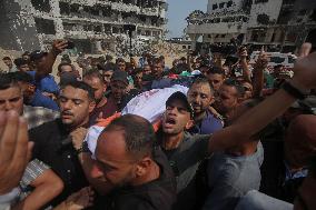 Al Jazeera Correspondents Killed By Israeli Attack - Gaza