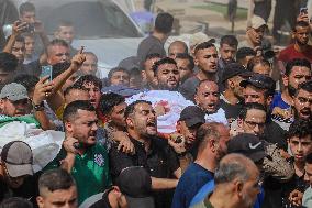 Al Jazeera Correspondents Killed By Israeli Attack - Gaza