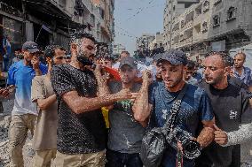 Al Jazeera Correspondents Killed By Israeli Attack - Gaza