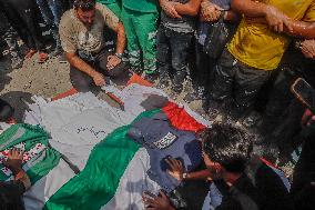 Al Jazeera Correspondents Killed By Israeli Attack - Gaza