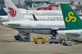 Positive Cycle Effect of Civil Aviation Volume Price