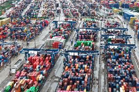 US China Trade Suspends Tariffs