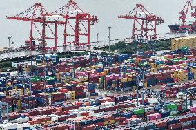 US China Trade Suspends Tariffs