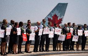 Air Canada Flight Attendants Hold Silent Protest at Vancouver Airport - Canada