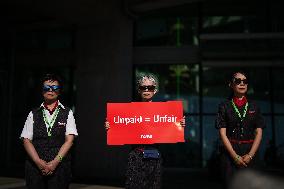 Air Canada Flight Attendants Hold Silent Protest at Vancouver Airport - Canada