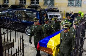 Colombian Senator Miguel Uribe Turbay Dies at 39 after Assasination Attempt