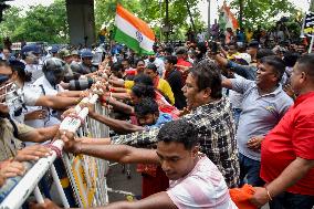 Protesters Clash with Police - India