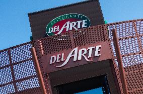 Illustration - Store and Shopping Center - Coignières