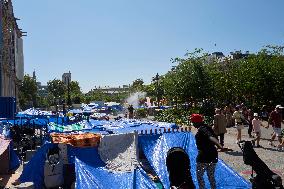 UTOPIA56 Action In Front Of Paris City Hall - France