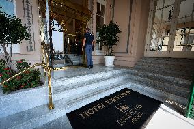 Attack at Milan’s Excelsior €80,000 Watch Stolen - Italy