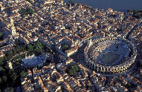 Arles
