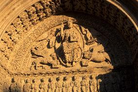 Arles
