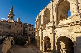 Arles