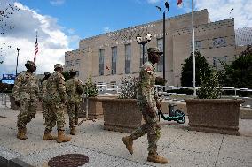 Member of the National Guard arrive - Washington