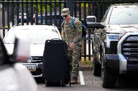Member of the National Guard arrive - Washington