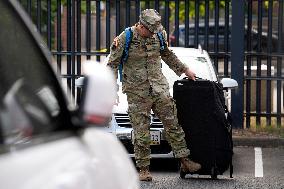 Member of the National Guard arrive - Washington
