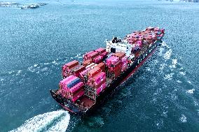 Qingdao Port Foreign Trade Container