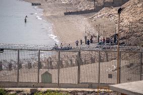 Over 30 Intercepted Trying to Reach Ceuta Coast - Spain