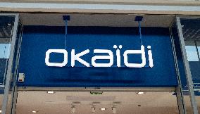 Shop and Logo - Shopping Center - Rambouillet