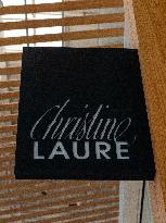 Shop and Logo - Shopping Center - Rambouillet