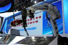2025 WORLD ROBOT CONFERENCE